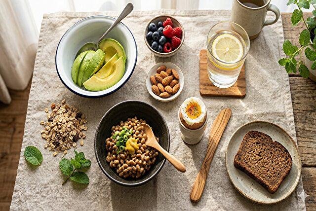  体の内側から！「ぷるぷる唇」を作る食事と生活